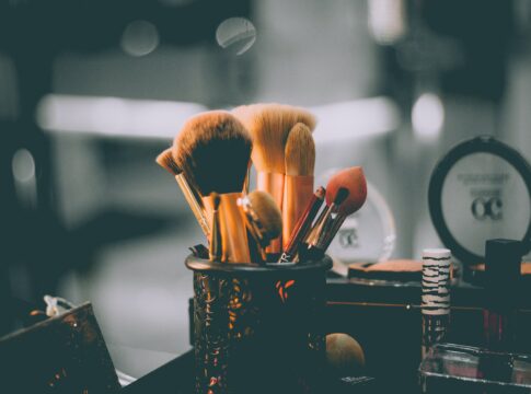 make-up